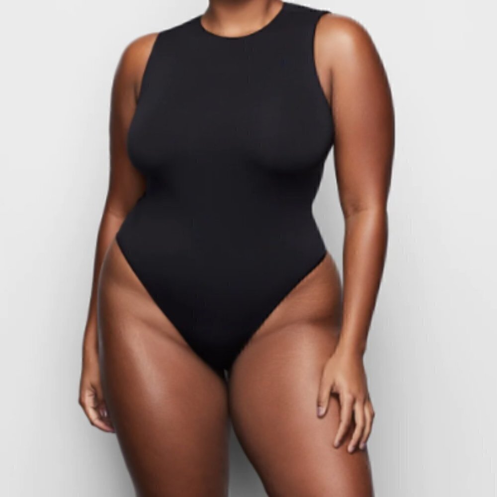 Skims Essential Crew Neck Sleeveless Bodysuit 4X/5X